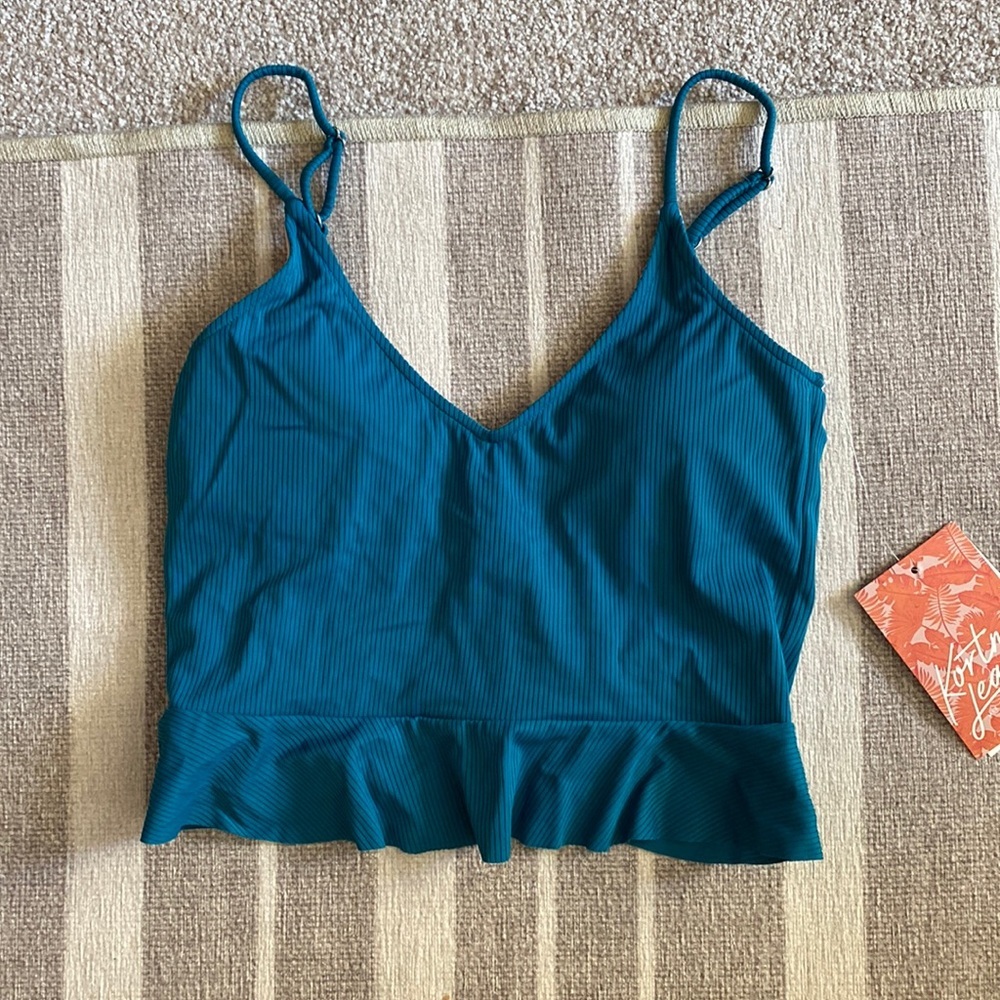 Kortni Jeane Women’s Scoop Top